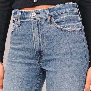 Abercrombie High Rise Mom Jean, Size 30 | 10 Long Inseam